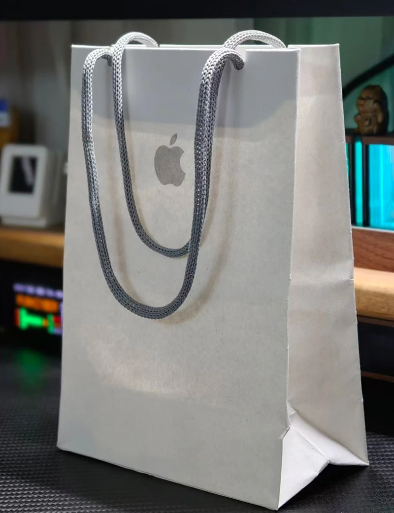 Apple&rsquo;s Sustainable Packaging Concept and the Evolving Trend of Consumer Electronics Carry Bags